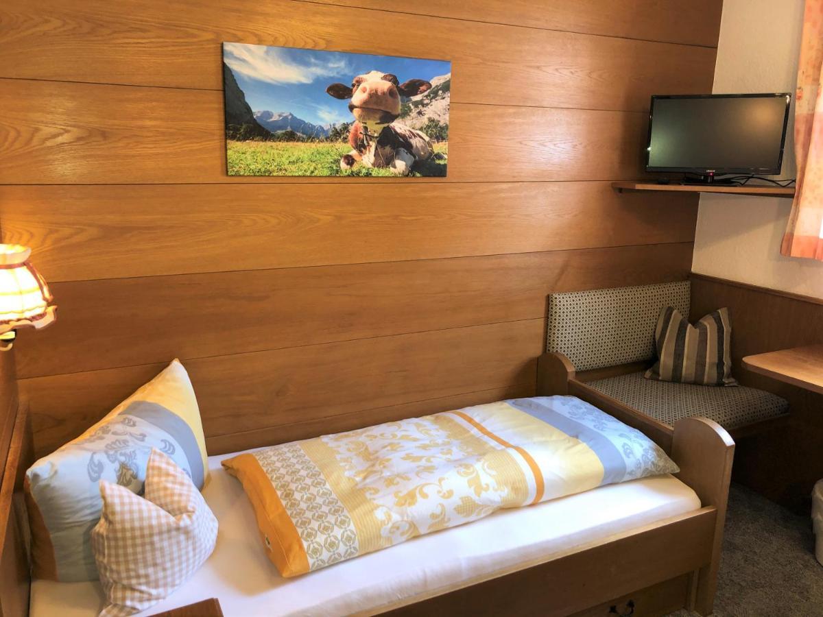 Gaestehaus Am Kurparkweg Hotel Reit im Winkl Ngoại thất bức ảnh