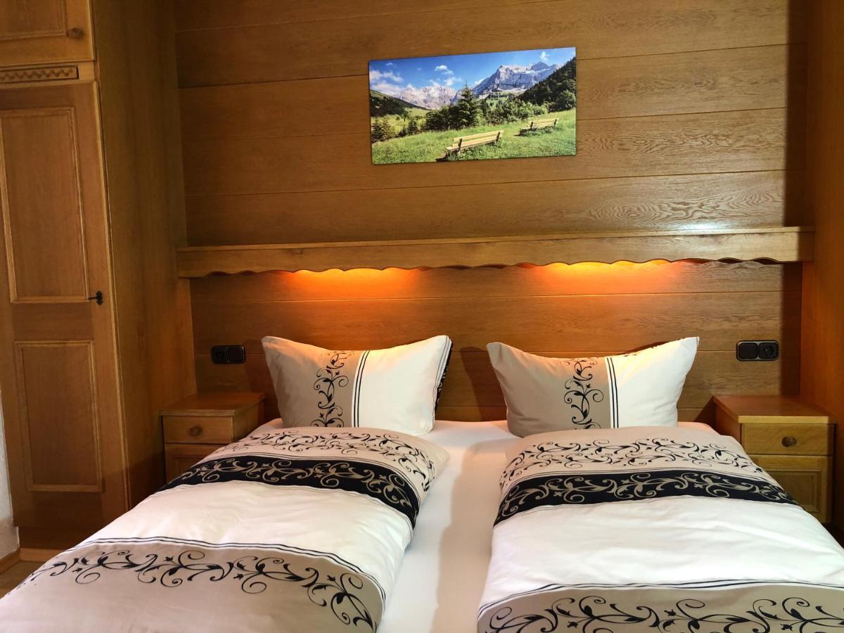 Gaestehaus Am Kurparkweg Hotel Reit im Winkl Ngoại thất bức ảnh